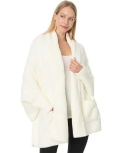 Barefoot Dreams CozyChic® Cable Weave Blanket Wrap | Sweaters -Bernardo Store 61SwET9ePeL. AC SR736920